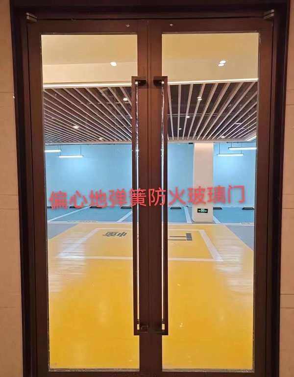 防火玻璃門(mén)